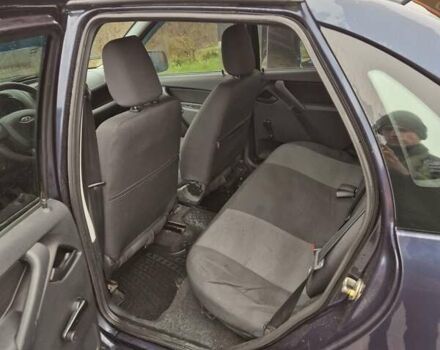 Синий ВАЗ 2190 Гранта, объемом двигателя 1.6 л и пробегом 195 тыс. км за 4000 $, фото 7 на Automoto.ua