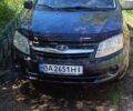 Синий ВАЗ 2190 Гранта, объемом двигателя 1.6 л и пробегом 144 тыс. км за 3200 $, фото 1 на Automoto.ua