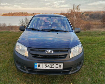 Синий ВАЗ 2190 Гранта, объемом двигателя 1.6 л и пробегом 289 тыс. км за 2600 $, фото 1 на Automoto.ua