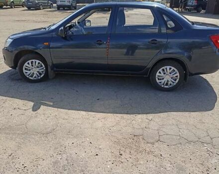 Синий ВАЗ 2190 Гранта, объемом двигателя 1.6 л и пробегом 98 тыс. км за 3100 $, фото 1 на Automoto.ua