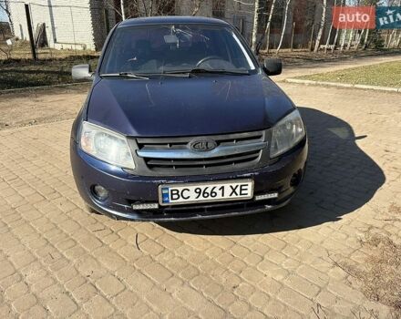 Синий ВАЗ 2190 Гранта, объемом двигателя 1.6 л и пробегом 220 тыс. км за 1800 $, фото 1 на Automoto.ua