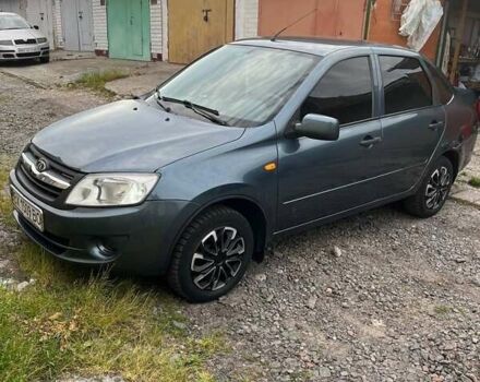 Синий ВАЗ 2190 Гранта, объемом двигателя 1.6 л и пробегом 185 тыс. км за 4000 $, фото 1 на Automoto.ua