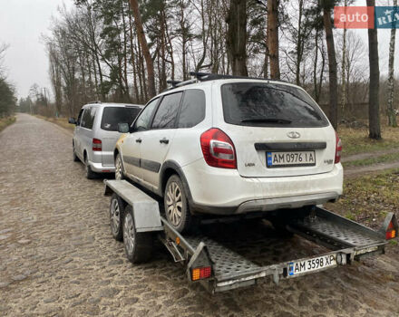 Білий ВАЗ 2194 Kalina, об'ємом двигуна 1.6 л та пробігом 160 тис. км за 2500 $, фото 2 на Automoto.ua