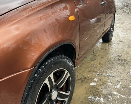 Коричневый ВАЗ 2194 Kalina, объемом двигателя 1.4 л и пробегом 339 тыс. км за 2500 $, фото 5 на Automoto.ua