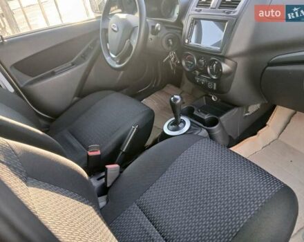 Серый ВАЗ 2194 Kalina Cross, объемом двигателя 1.6 л и пробегом 138 тыс. км за 5300 $, фото 22 на Automoto.ua