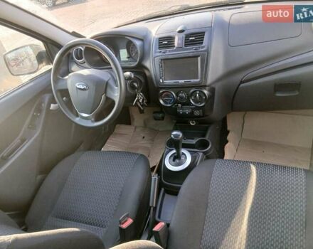 Серый ВАЗ 2194 Kalina Cross, объемом двигателя 1.6 л и пробегом 138 тыс. км за 5300 $, фото 21 на Automoto.ua