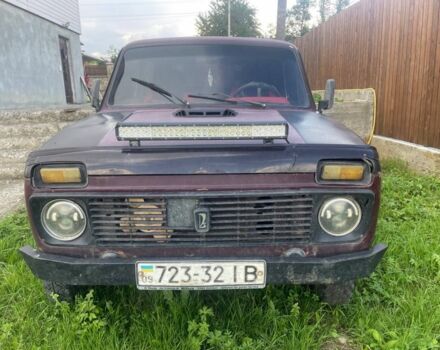 Красный ВАЗ 2329, объемом двигателя 1.6 л и пробегом 1 тыс. км за 1800 $, фото 1 на Automoto.ua