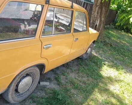 Жовтий ВАЗ 2364, об'ємом двигуна 0 л та пробігом 200 тис. км за 18000 $, фото 3 на Automoto.ua
