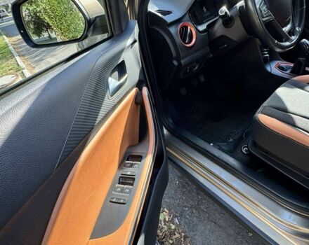 Бежевый ВАЗ Другая, объемом двигателя 1.5 л и пробегом 25 тыс. км за 8500 $, фото 19 на Automoto.ua