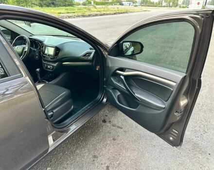 Коричневый ВАЗ Другая, объемом двигателя 1.6 л и пробегом 131 тыс. км за 7500 $, фото 8 на Automoto.ua