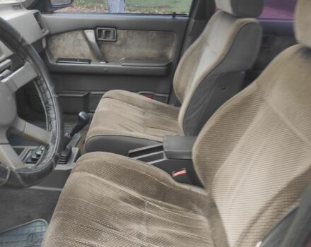 Красный ВАЗ Другая, объемом двигателя 2 л и пробегом 80 тыс. км за 570 $, фото 6 на Automoto.ua