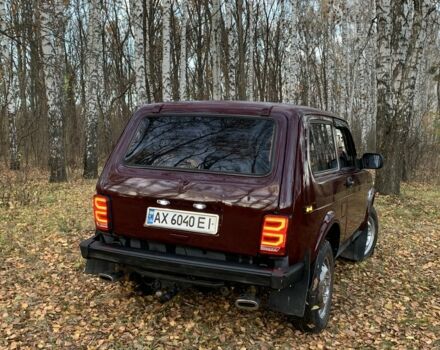 Красный ВАЗ Другая, объемом двигателя 1.6 л и пробегом 250 тыс. км за 2300 $, фото 2 на Automoto.ua