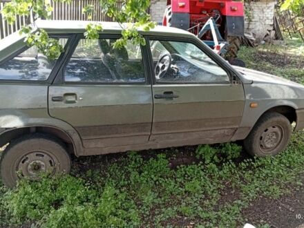 ВАЗ Інша 1992 у Краматорске на Automoto.ua Сірий ВАЗ Інша, об'ємом двигуна 1 л та пробігом 3 тис. км за 725 $, фото 1 на Automoto.ua