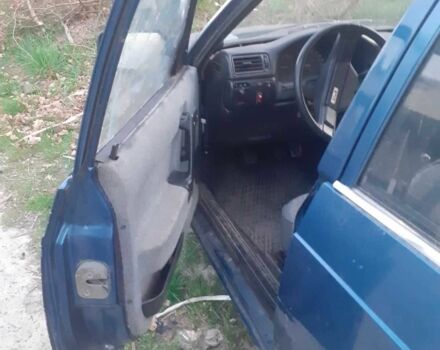 Синий ВАЗ Другая, объемом двигателя 1.5 л и пробегом 300 тыс. км за 650 $, фото 1 на Automoto.ua