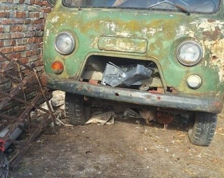 Зеленый ВАЗ Другая, объемом двигателя 2 л и пробегом 150 тыс. км за 550 $, фото 2 на Automoto.ua