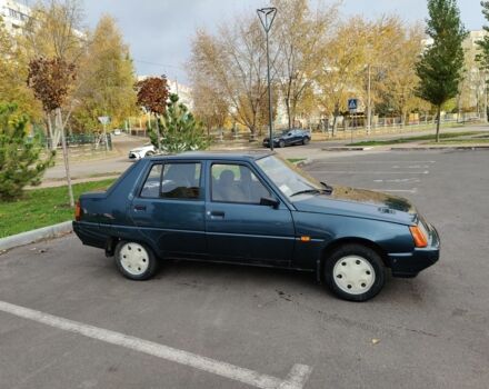 Зеленый ВАЗ Другая, объемом двигателя 1.2 л и пробегом 27 тыс. км за 2500 $, фото 2 на Automoto.ua