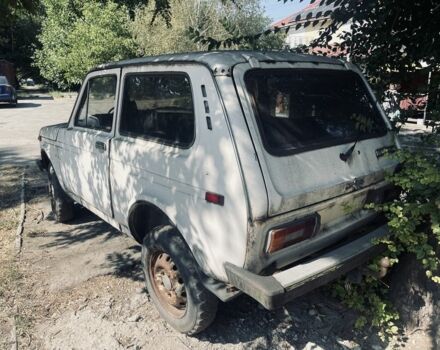 Белый ВАЗ Е 270, объемом двигателя 2.5 л и пробегом 88 тыс. км за 388 $, фото 1 на Automoto.ua