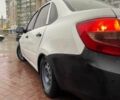 Белый ВАЗ Гранта, объемом двигателя 1.6 л и пробегом 110 тыс. км за 2750 $, фото 2 на Automoto.ua