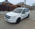 Белый ВАЗ Гранта, объемом двигателя 1.6 л и пробегом 186 тыс. км за 3300 $, фото 1 на Automoto.ua