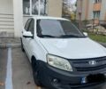 Білий ВАЗ Гранта, об'ємом двигуна 1.6 л та пробігом 111 тис. км за 3000 $, фото 6 на Automoto.ua