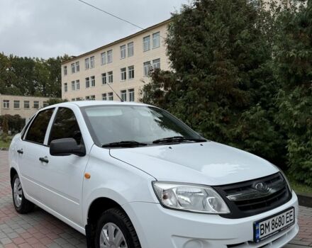 Белый ВАЗ Гранта, объемом двигателя 1.6 л и пробегом 150 тыс. км за 3498 $, фото 3 на Automoto.ua