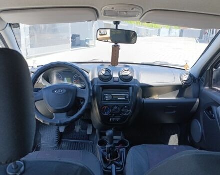 Білий ВАЗ Гранта, об'ємом двигуна 1.6 л та пробігом 221 тис. км за 3700 $, фото 4 на Automoto.ua