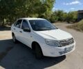Белый ВАЗ Гранта, объемом двигателя 1.6 л и пробегом 139 тыс. км за 2999 $, фото 2 на Automoto.ua