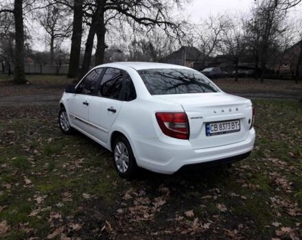 Белый ВАЗ Гранта, объемом двигателя 1.6 л и пробегом 202 тыс. км за 3650 $, фото 5 на Automoto.ua