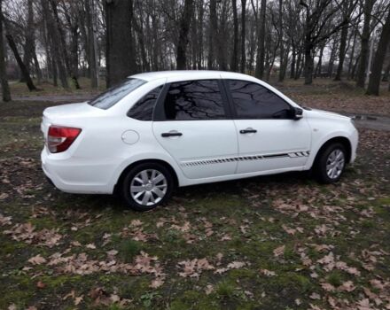 Белый ВАЗ Гранта, объемом двигателя 1.6 л и пробегом 202 тыс. км за 3650 $, фото 9 на Automoto.ua