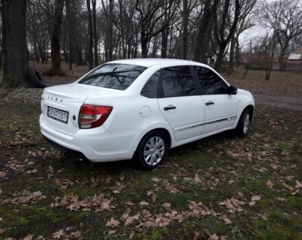 Белый ВАЗ Гранта, объемом двигателя 1.6 л и пробегом 202 тыс. км за 3650 $, фото 13 на Automoto.ua