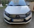 Белый ВАЗ Гранта, объемом двигателя 1.6 л и пробегом 23 тыс. км за 8000 $, фото 1 на Automoto.ua