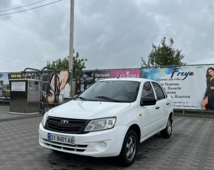 Белый ВАЗ Гранта, объемом двигателя 1.6 л и пробегом 135 тыс. км за 2999 $, фото 1 на Automoto.ua