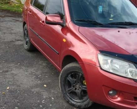 ВАЗ Гранта 2013 у Хороле на Automoto.ua Червоний ВАЗ Гранта, об'ємом двигуна 1.6 л та пробігом 175 тис. км за 2650 $, фото 2 на Automoto.ua