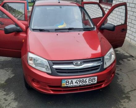 Красный ВАЗ Гранта, объемом двигателя 0 л и пробегом 245 тыс. км за 3100 $, фото 1 на Automoto.ua