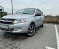 Сірий ВАЗ Гранта, об'ємом двигуна 1.6 л та пробігом 173 тис. км за 3500 $, фото 1 на Automoto.ua