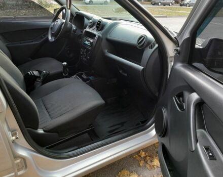 Серый ВАЗ Гранта, объемом двигателя 1.6 л и пробегом 198 тыс. км за 3200 $, фото 17 на Automoto.ua