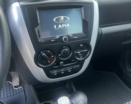 Сірий ВАЗ Гранта, об'ємом двигуна 1.6 л та пробігом 75 тис. км за 4300 $, фото 9 на Automoto.ua