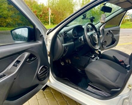 Сірий ВАЗ Гранта, об'ємом двигуна 1.6 л та пробігом 91 тис. км за 3600 $, фото 12 на Automoto.ua