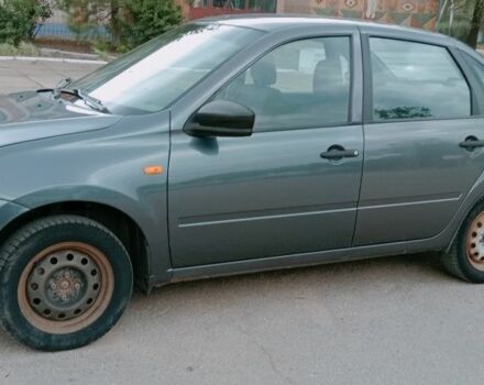 Сірий ВАЗ Гранта, об'ємом двигуна 1.6 л та пробігом 107 тис. км за 4000 $, фото 1 на Automoto.ua