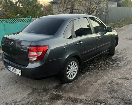 Сірий ВАЗ Гранта, об'ємом двигуна 1.6 л та пробігом 75 тис. км за 4300 $, фото 3 на Automoto.ua