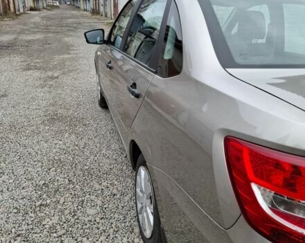 Серый ВАЗ Гранта, объемом двигателя 1 л и пробегом 23 тыс. км за 5999 $, фото 15 на Automoto.ua