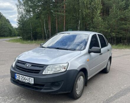 Сірий ВАЗ Гранта, об'ємом двигуна 1.6 л та пробігом 138 тис. км за 2100 $, фото 1 на Automoto.ua