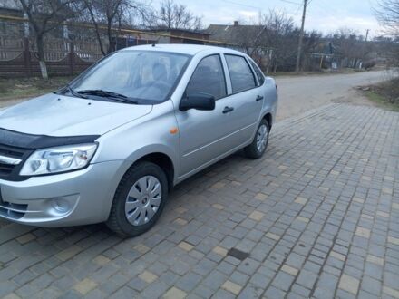 ВАЗ Гранта 2013 у Херсоні на Automoto.ua Сірий ВАЗ Гранта, об'ємом двигуна 1.6 л та пробігом 71 тис. км за 3700 $, фото 1 на Automoto.ua