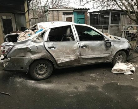 Сірий ВАЗ Гранта, об'ємом двигуна 1.6 л та пробігом 160 тис. км за 484 $, фото 1 на Automoto.ua