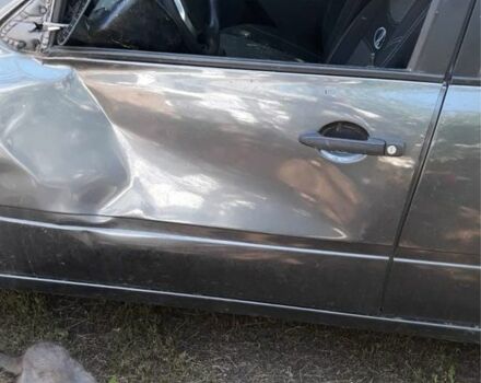 Серый ВАЗ Гранта, объемом двигателя 0 л и пробегом 8 тыс. км за 2500 $, фото 1 на Automoto.ua