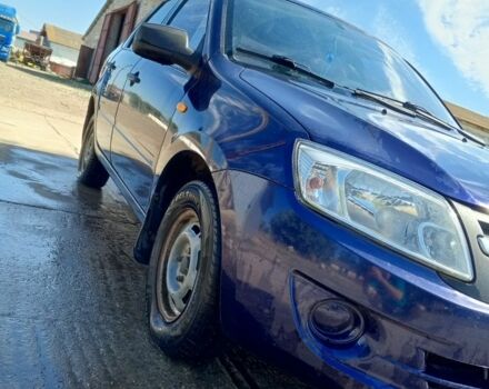 Синий ВАЗ Гранта, объемом двигателя 1.6 л и пробегом 1000 тыс. км за 2200 $, фото 6 на Automoto.ua