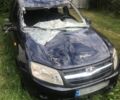 Синий ВАЗ Гранта, объемом двигателя 1.5 л и пробегом 120 тыс. км за 1200 $, фото 2 на Automoto.ua