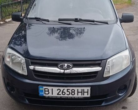 Синий ВАЗ Гранта, объемом двигателя 1.6 л и пробегом 162 тыс. км за 2800 $, фото 1 на Automoto.ua