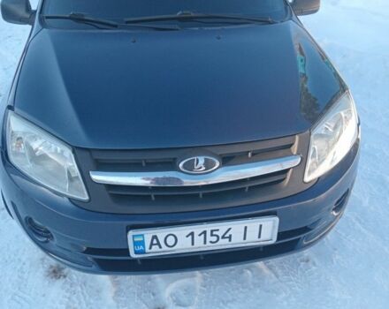 Синій ВАЗ Гранта, об'ємом двигуна 1 л та пробігом 2 тис. км за 3000 $, фото 1 на Automoto.ua