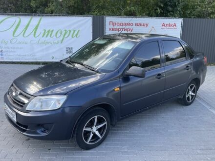 Синий ВАЗ Гранта, объемом двигателя 1.6 л и пробегом 165 тыс. км за 2999 $, фото 1 на Automoto.ua